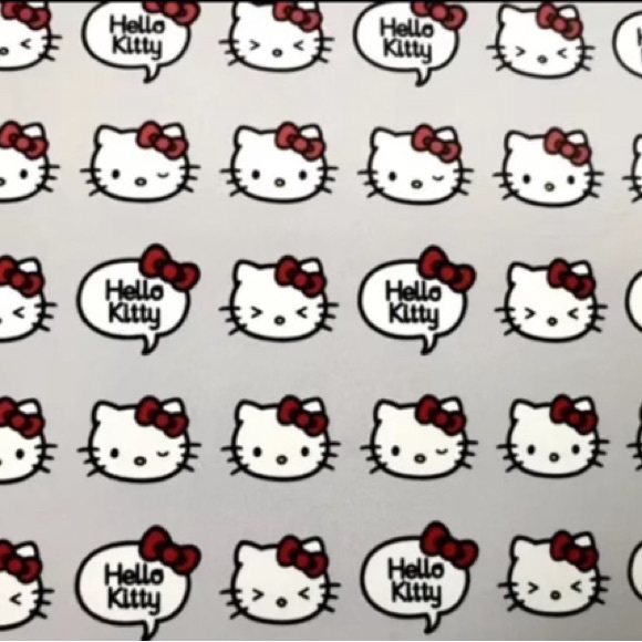 Hello Kitty Full/Queen 90x90 Talk Speech Bubble Plush Blanket - Picture 2 of 5